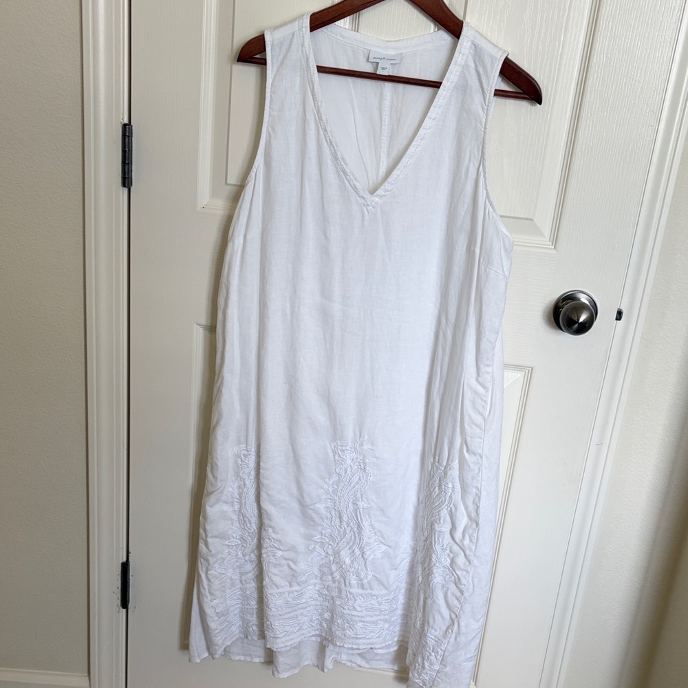 Chic White Sleeveless Midi Dress